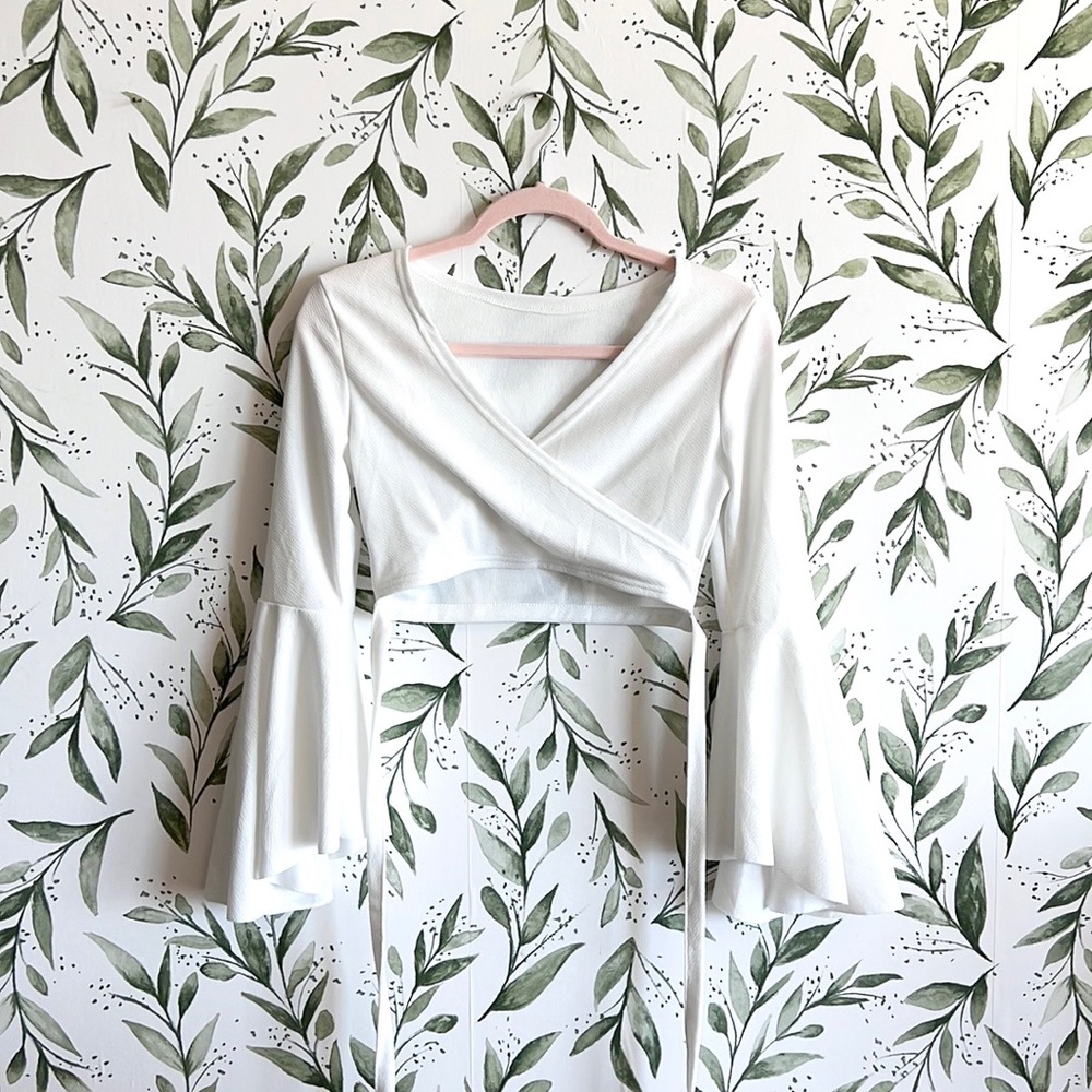 Flounce Sleeve White Crop Top